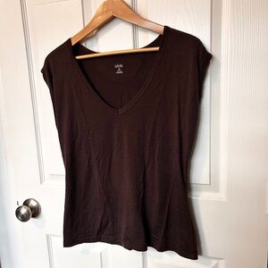 Icebreaker Women's Short Sleeve V-Neck Tee in Dark Brown